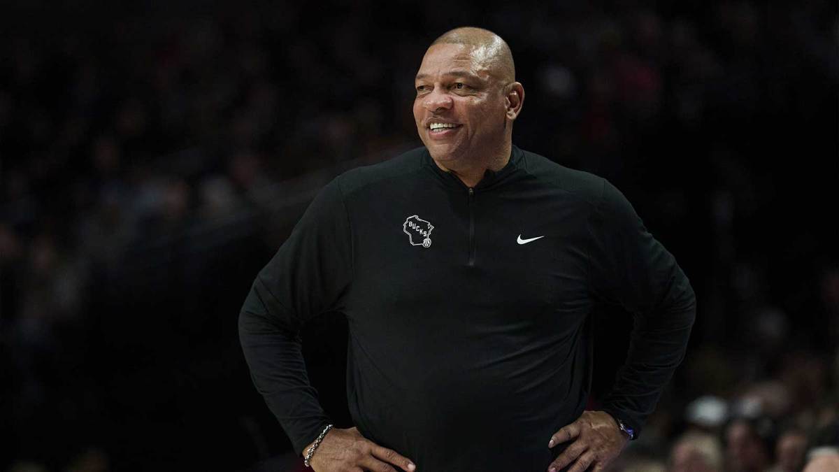 kaiyun中国官网-反应不一,道格·里弗斯入选名人堂引发NBA球迷争议